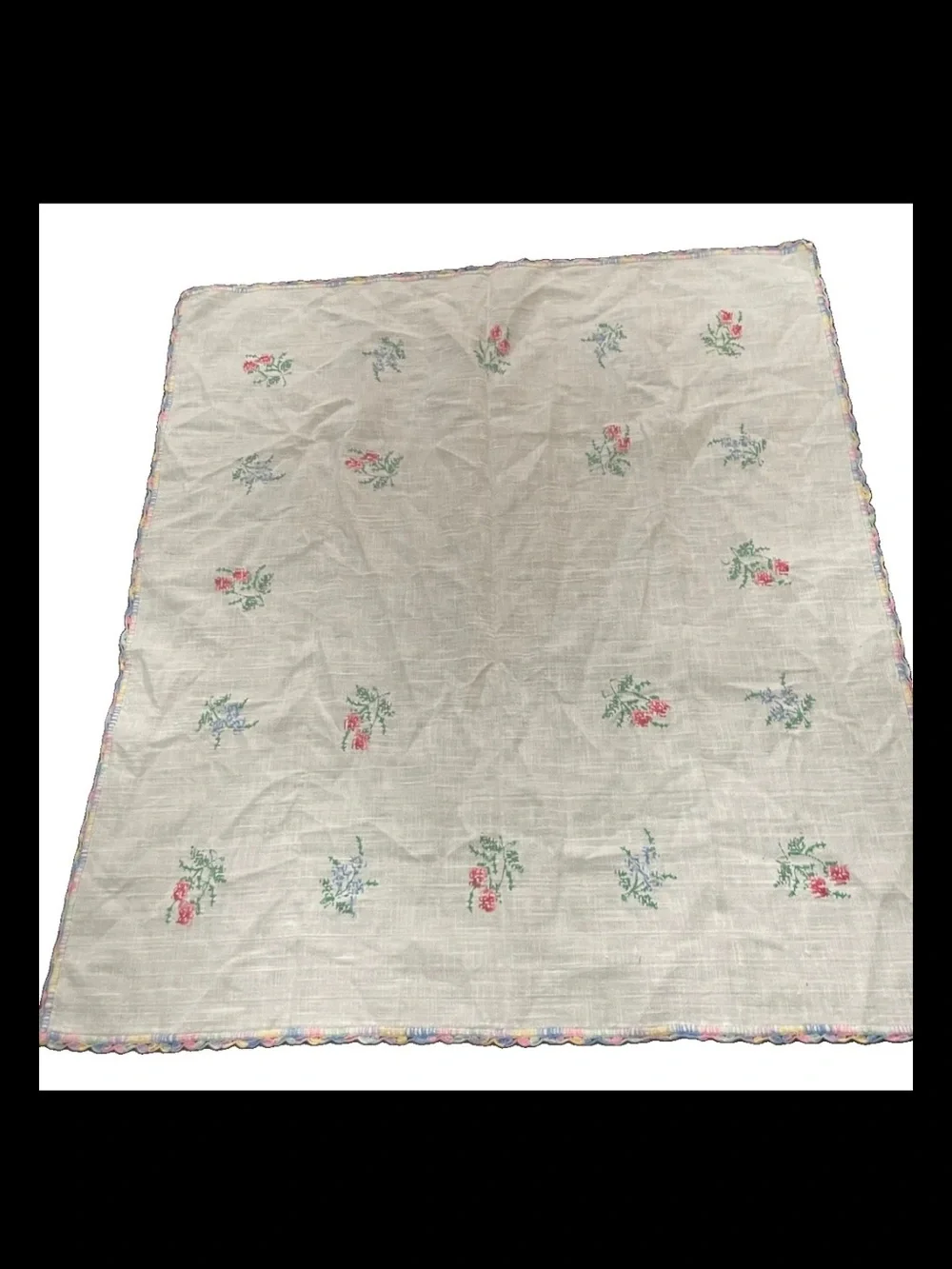 Vintage Embroidered Table Topper 30x27 Floral Crochet Scalloped Edge